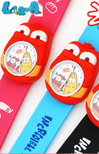 儿童卡通手表批发 环保硅胶啪啪手表定制 拍拍表 手表工厂直销